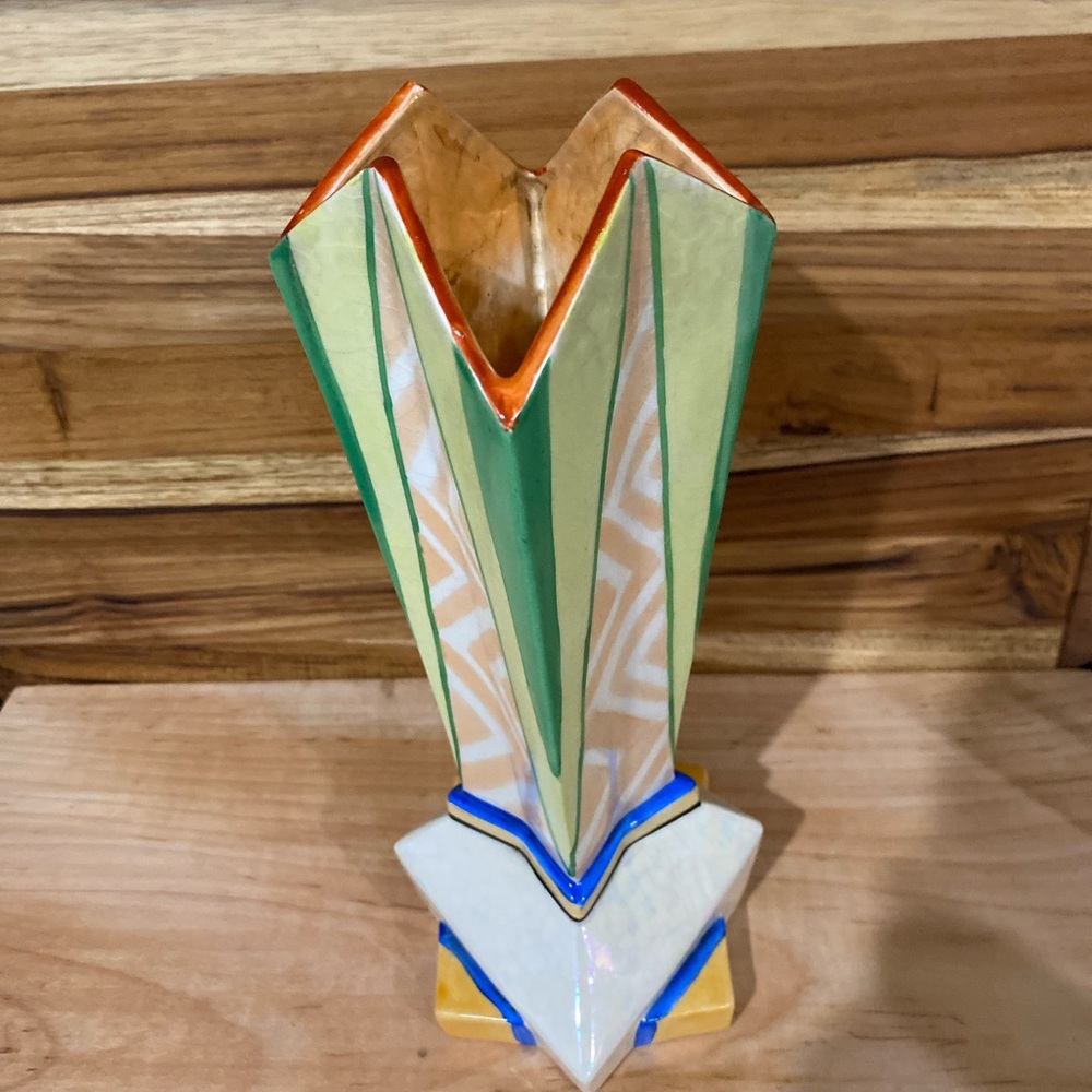 AWESOME PLEATED ART DECO MADE IN JAPAN VASE